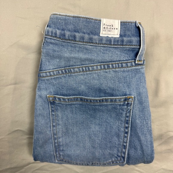 Frank & Eileen Monaghan High Rise Straight Leg Jeans Blue Raw Hem Sz 26 Classic